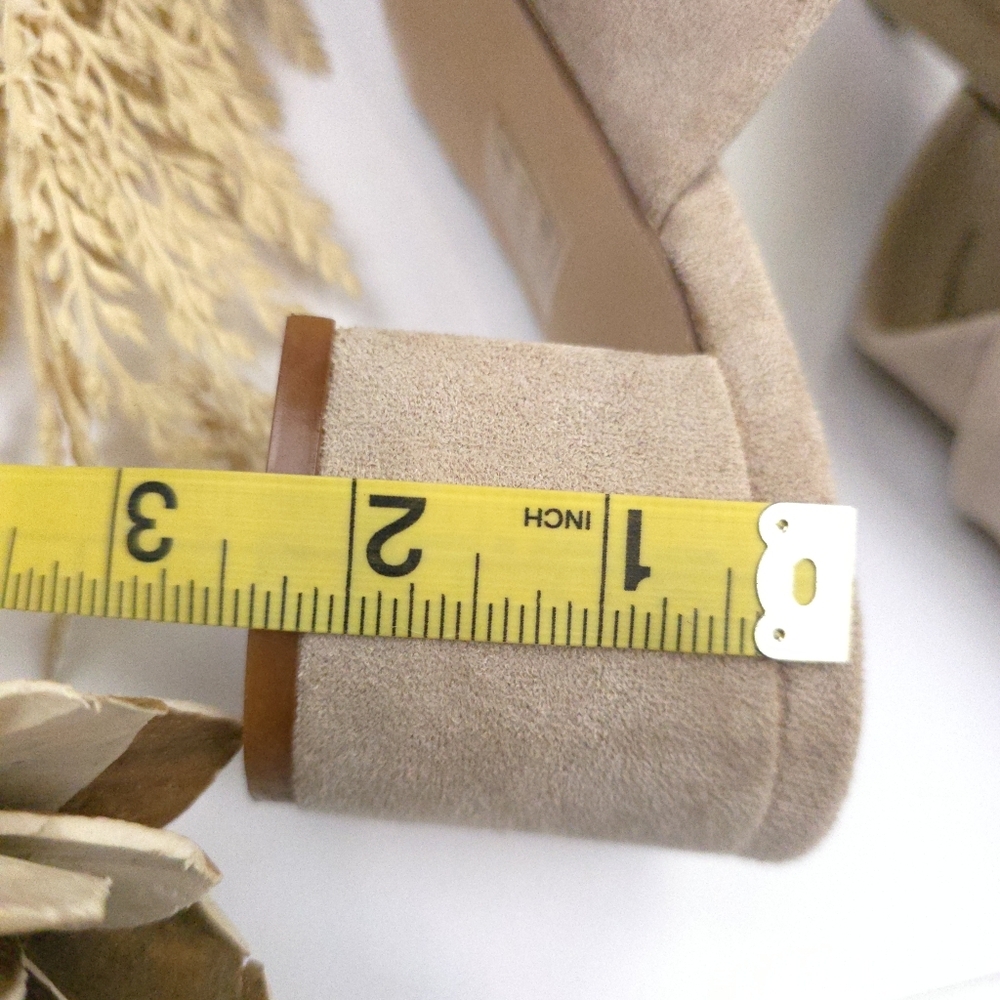 Beast Fashion Women's Tan Suede Mules Sz 8.5 - Picture 7 of 7